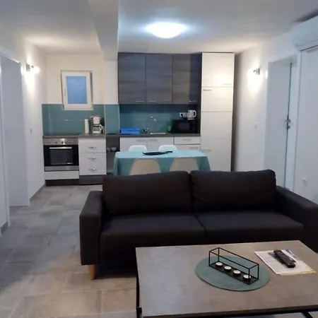 Ap Roko&dina 公寓 *